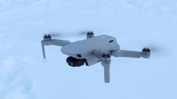 Харків Україна Лютого 2021 Дрон Dji Mavic Mini Літає Зблизька — стокове відео