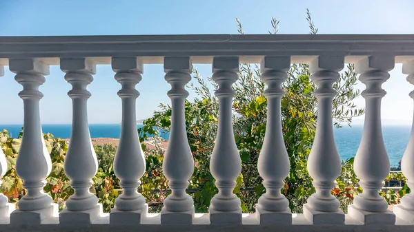 Traditional Greek Architecture White Balcony Balusters View Clear Blue Aegean — Stock Photo, Image