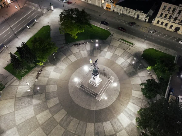 Şehir Merkezi Yuvarlak Kare Meydan Konstytutsii Ukrayna Nın Kharkiv Kentindeki — Stok fotoğraf