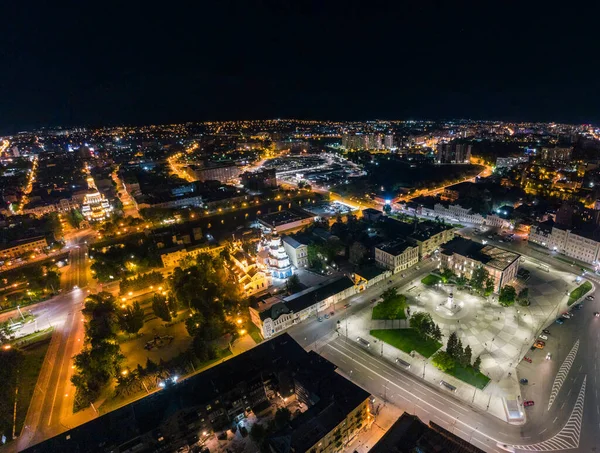 Gece Işıkları Hava Manzarasını Aydınlatıyordu Şehir Merkezi Meydanı Maidan Konstytutsii — Stok fotoğraf