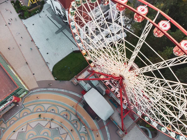 Ferris Wheel Spinning Aerial Top View Kharkiv City Center Amusement — Stock Photo, Image
