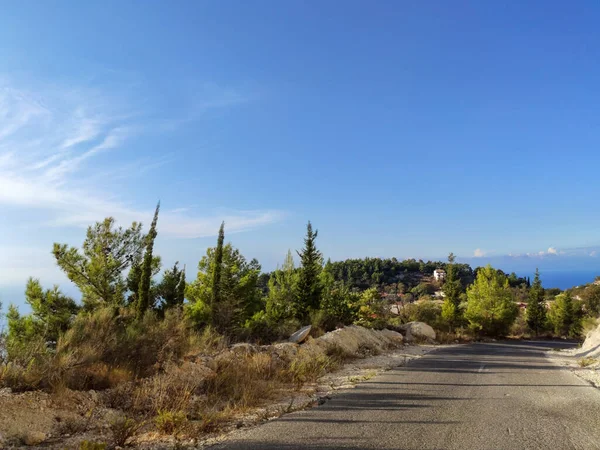Driving Mountain Road Kalamitsi Village Clear Blue Sky Lefkada Island — Stock Photo, Image