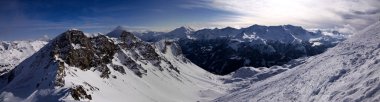 Avusturya 'nın Obertauern dağ beldesinde Gamsleitenspitz' den Panorama Manzarası
