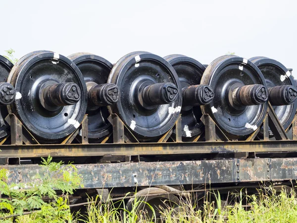 Черное железо из колес — стоковое фото