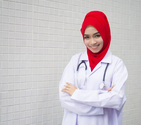 Young muslim woman as a doctor — Stock Photo, Image