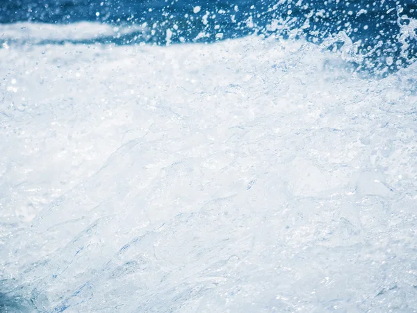 Splash of the clear sea water in high speed photo — Stock Photo, Image