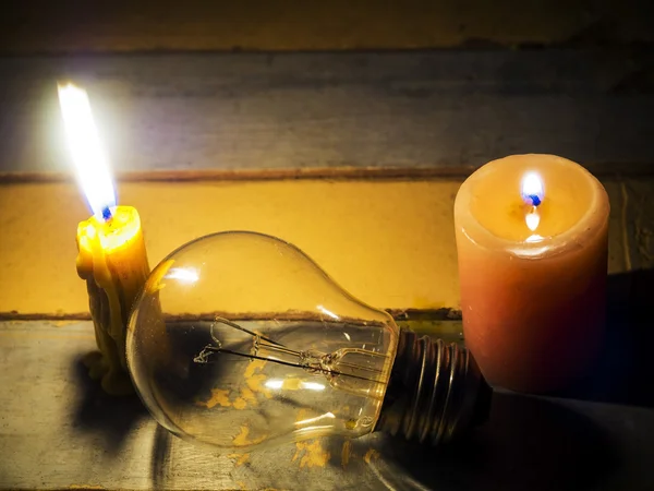 Elektrik Elektrik donatımı işe yaramaz hale getirir