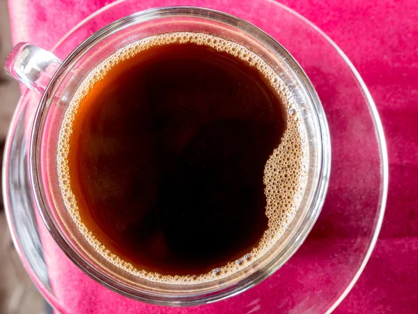 Glas kopp hett kaffe redo att tjäna — Stockfoto