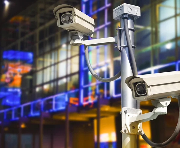 CCTV geïnstalleerd buiten de fenikshal — Stockfoto