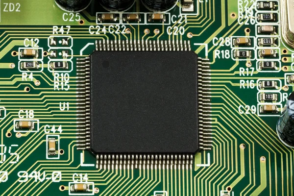 Placa de Circuito Impresso (PCB) com, ICs, Capacitores e Resistências — Fotografia de Stock