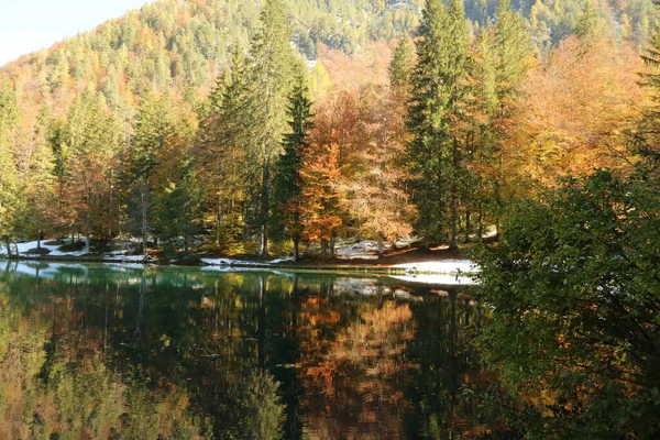 Autumn Fusine Lakes Natural Park Italy High Quality Photo — Stock Photo, Image