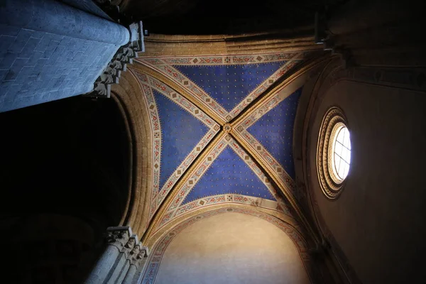 이탈리아 오르비에토에 안드레아 성당과 바르톨로메오 성당의 고품질 — 스톡 사진