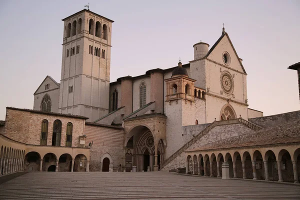 Assisi 'li Aziz Francis Bazilikası