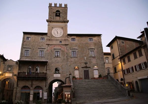 Ayuntamiento de Cortona, Italia — Foto de Stock