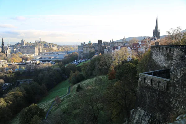 Widok na miasto Edinburgh, Szkocja — Zdjęcie stockowe