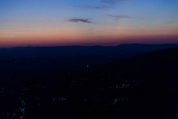 Vista del atardecer desde la colina de Cortona, Italia — Foto de Stock
