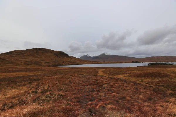 Il paesaggio autunnale delle Highlands scozzesi — Foto Stock