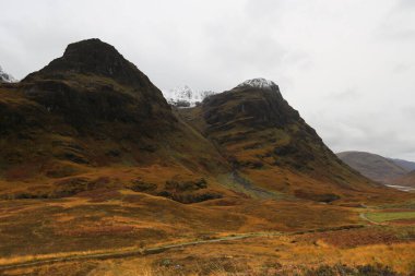 İskoçya 'daki Glencoe' nun Üç Kız Kardeşi