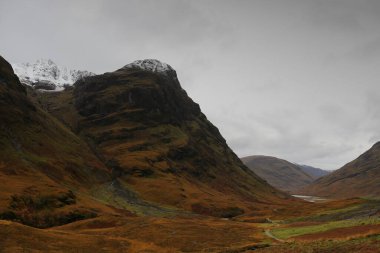 İskoçya 'daki Glencoe' nun Üç Kız Kardeşi