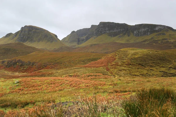 Tipico paesaggio autunnale delle desolate Skype Highlands in Scozia — Foto Stock