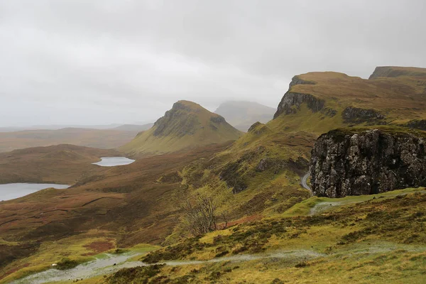 Paisaje típico de otoño de las desoladas Tierras Altas de Skype en Escocia —  Fotos de Stock