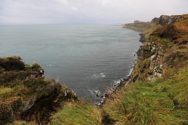 Kilt Rock op het eiland Skye in de herfst, Schotland — Stockfoto