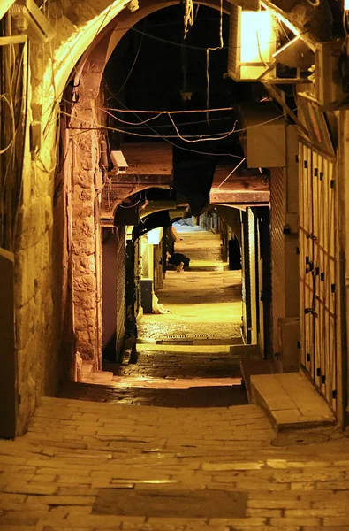 Алея в місті Єрусалим. — стокове фото