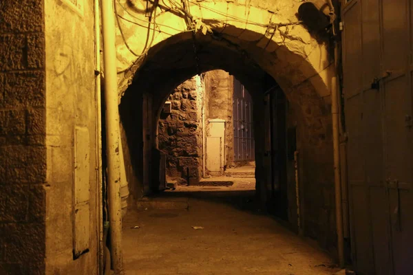 Алея в місті Єрусалим. — стокове фото