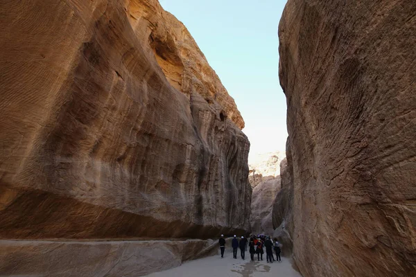 O Siq de Petra com suas belas rochas — Fotografia de Stock