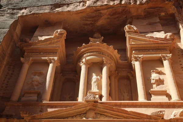 Petra la bella tesoreria nabatea — Foto Stock