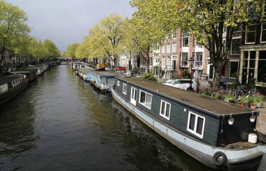 Amsterdam 'ın en güzel kanallarından biri.