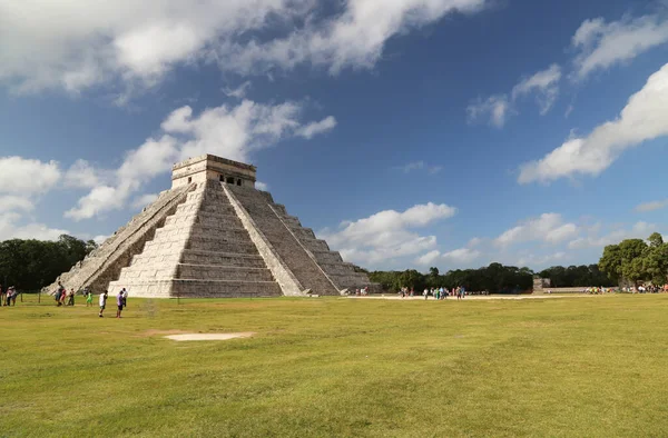 El Castillo, Kukulkan Piramidi, Chichen Itza