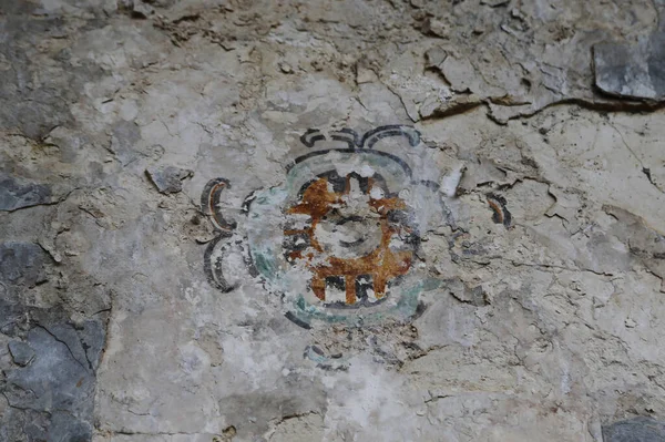 Remains of decorations in the Palace of Palenque, Mexico — 스톡 사진