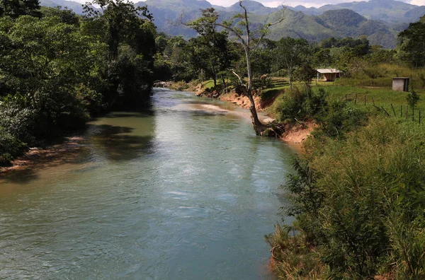 Rio Xanil na província de Chiapas, México — Fotografia de Stock