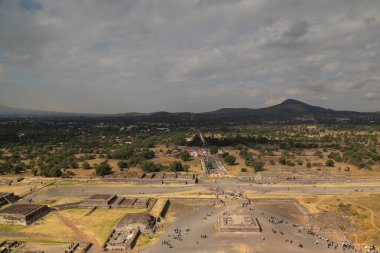 Güneşin piramidinden Teotihuacan manzarası, Meksika