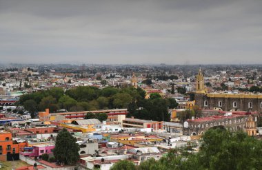 Nuestra Tapınağı 'nın tepesinden Cholula Şehri Senyora de los Remedios