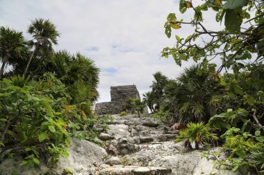 Meksika 'nın Tulum kentindeki harabeler