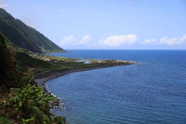 A Faja Da Caldeira do Santo Cristo na ilha de São Jorge, Açores — Fotografia de Stock