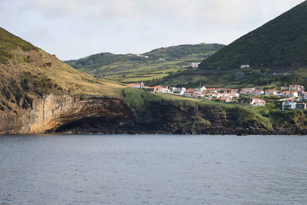 Vista do oceano de Velas, na ilha de São Jorge, Açores — Fotografia de Stock