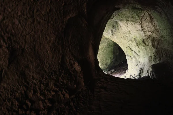 Lávový tunel u Caldeiry, ostrov Graciosa, Azory — Stock fotografie