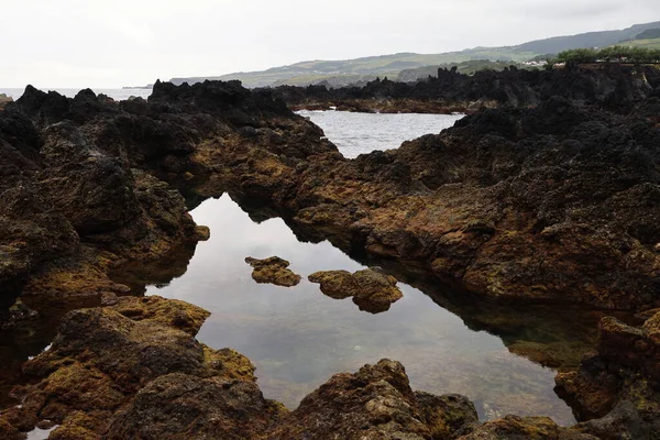 Biscoitos 'un doğal havuzları, Terceira adası, Azores. — Stok fotoğraf