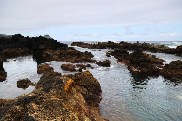 Biscoitos 'un doğal havuzları, Terceira adası, Azores. — Stok fotoğraf