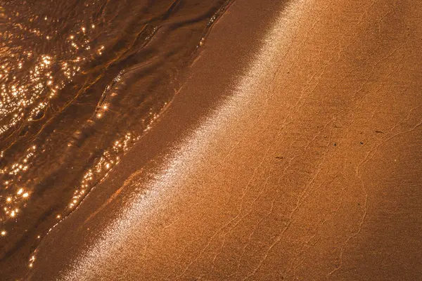 Background Line Water Golden Sandy Beach Water Sparkles Sun Flat — Stock Photo, Image