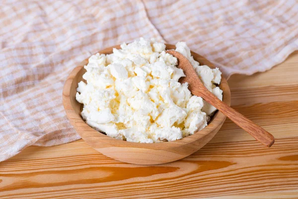 Requesón Rústico Sobre Una Mesa Madera Queso Fresco Cabaña Fondo — Foto de Stock