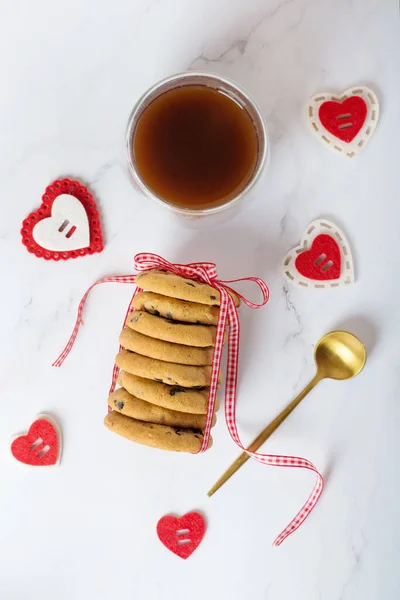 Konzept Zur Feier Des Valentinstages Mit Kaffee Kaffee Und Herzen — Stockfoto