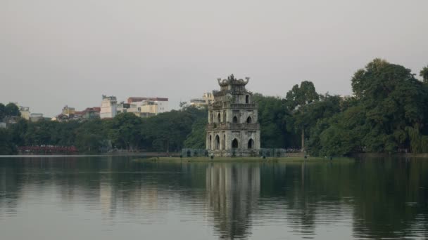 Hoan kiem Gölü — Stok video