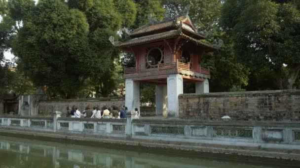 Templo de la literatura en Hanoi, Vietnam — Vídeo de stock