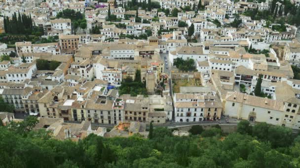 Granada ciudad con el famoso barrio de la albaicin — Vídeo de stock