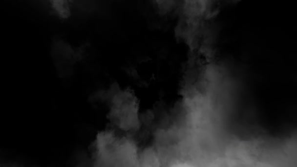 Voler à travers les nuages orageux 