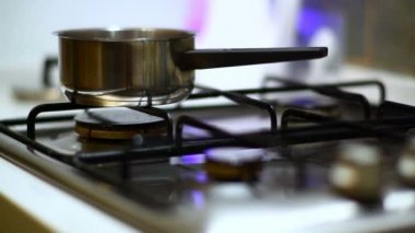 olabilir döngülü Kaynar su